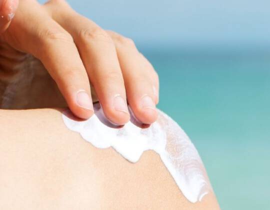 How Does Sunscreen Work? Understanding Sun Protection