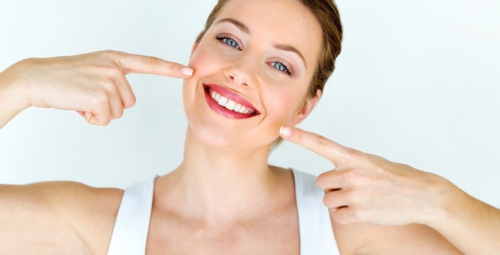 The Art of Smiling: A Science Behind Dental Health and Happiness